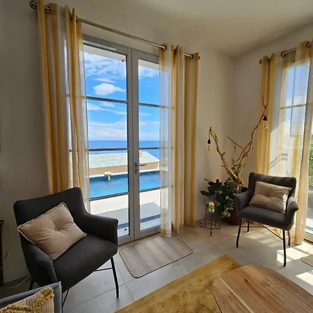 Villa Superbe Avec Piscine- Erbalunga Cap Corse Brando