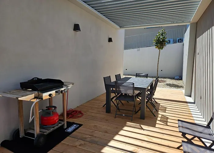 Villa Superbe Avec Piscine- Erbalunga Cap Corse Brando