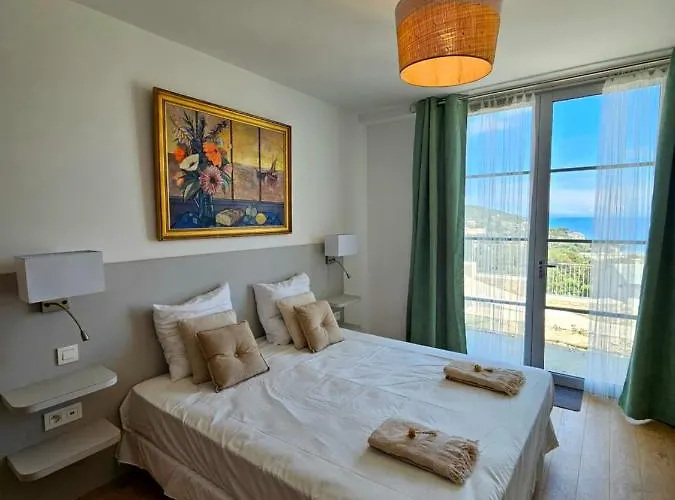 Superbe Avec Piscine- Erbalunga Cap Corse Brando