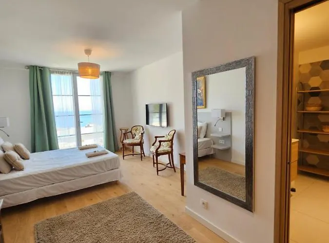 Superbe Avec Piscine- Erbalunga Cap Corse *