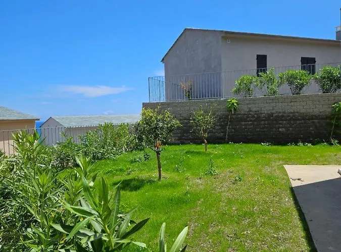 Superbe Avec Piscine- Erbalunga Cap Corse *